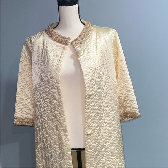 Lisanne distinctive loungewear- Vintage robe - Picture 2 of 14